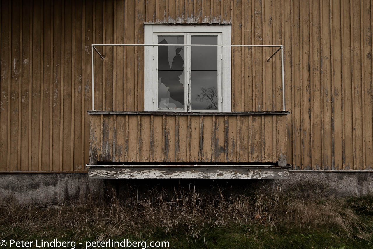 Pieces of Sweden: They Moved Out - Peter Lindberg Photography